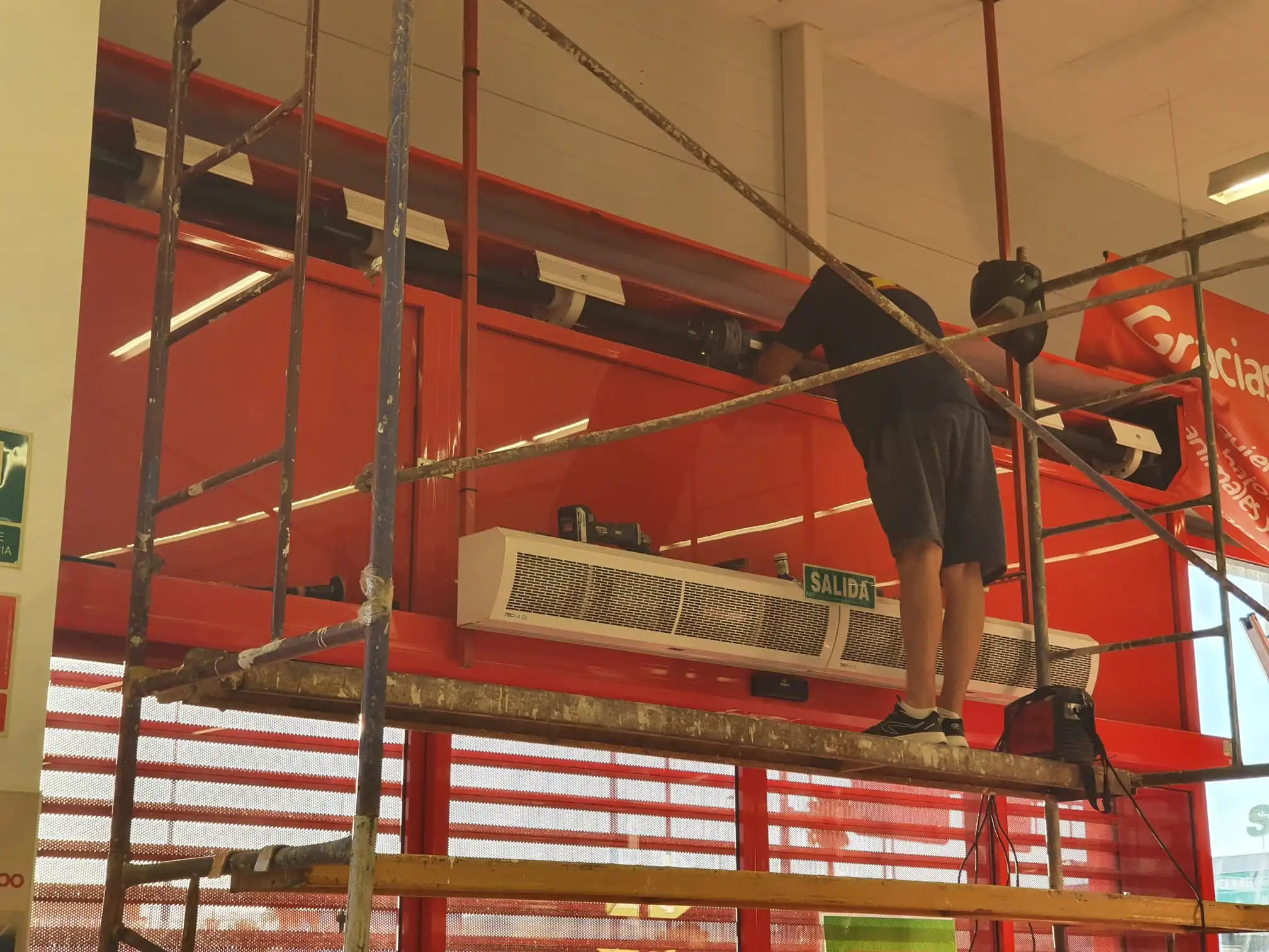 instalacion de puertas automaticas El Esparragal